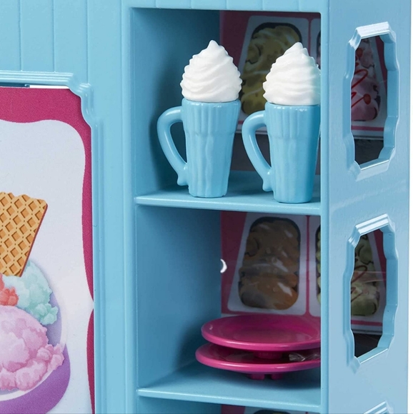 Barbie Ice Cream Cafe Playset with Barbie and Chelsea Dolls Brand New! - Picture 5 of 8